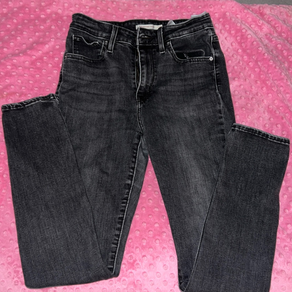 Levi’s 721 Women’s High Rise Skinny Jeans